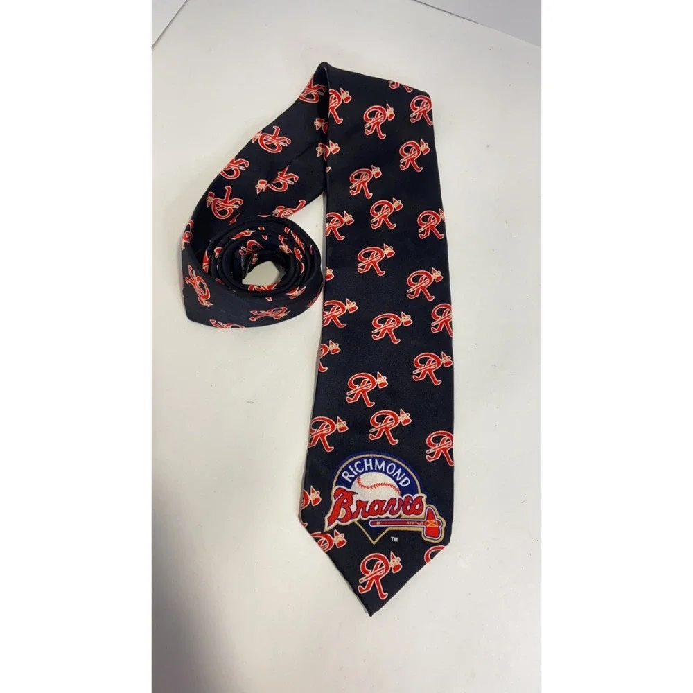 Vintage RARE Richmond Braves Pure Silk‎ Neck Tie